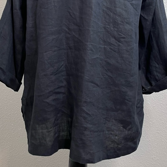 Isaac Mizrahi 100% Linen Black Minimalist Contemporary 3/4 Sleeve Tunic Top - Picture 8 of 14